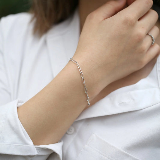 Elegant Elongated Link Chain Bracelet